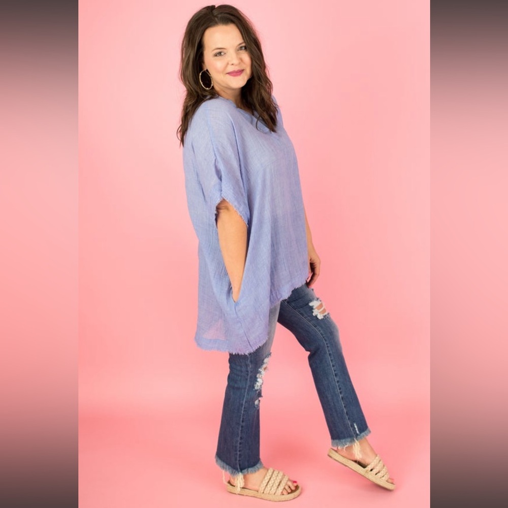 W’s Flaunt Boutique “Ready for Love” Linen Top, size small